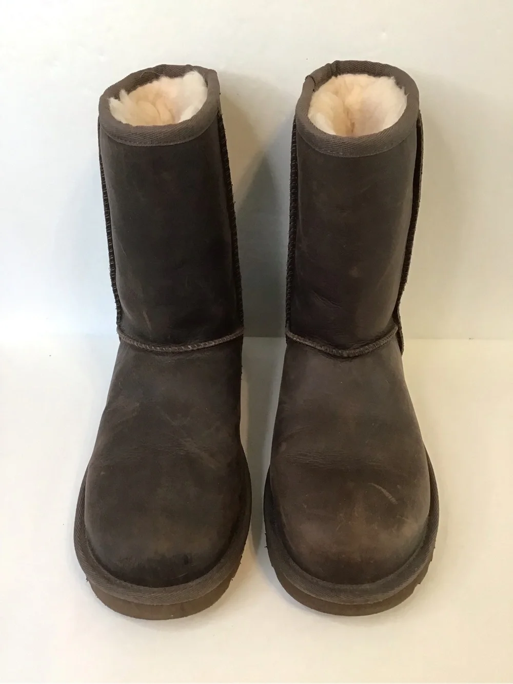 UGG Women’s Chocolate Dark Brown Leather Sherpa Lined Short Winter Boots 6